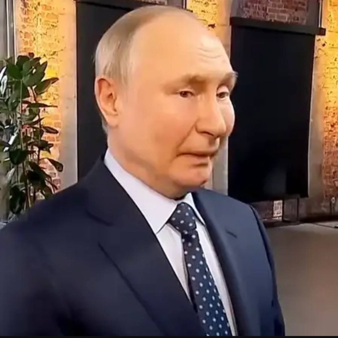 MAKS 23 👀🇺🇦 on Twitter "Who's that? ) https//t.co/zDFFNdry2l" / Twitter