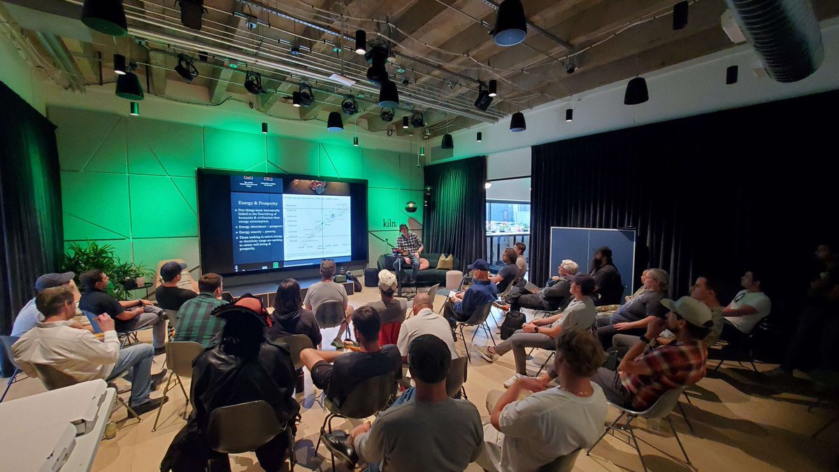 blockbain's tweet photo. Excellent turn out last night, hopefully slipped the #bitcoin energy orange pill to @BoulderBitcoin. Appreciated the opportunity. ⚡️🔌💡 https://t.co/RMqrdqu6CW