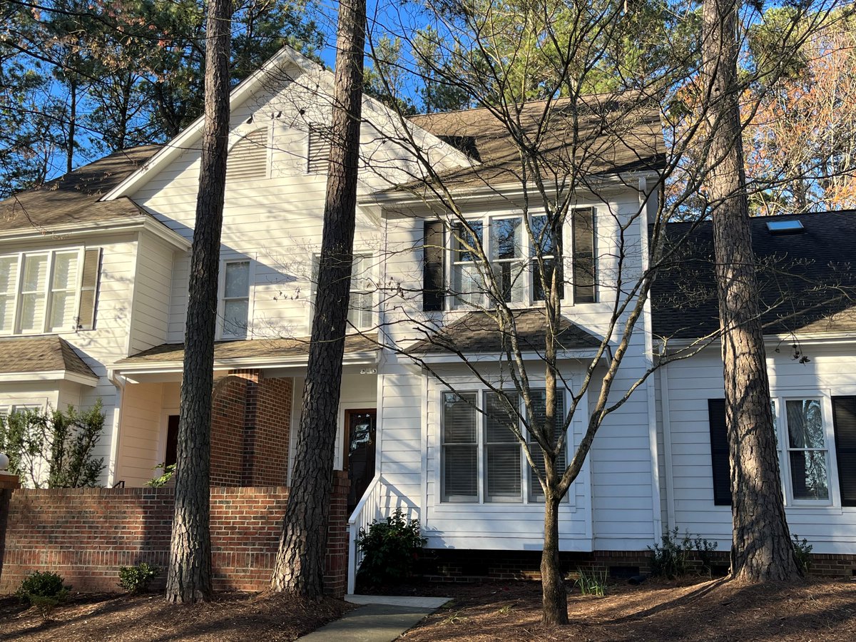 BeauMinnick's tweet photo. It’s been a busy few weeks in Triangle real estate! I’m so excited to have helped all of these buyers find the homes of their dreams…all within a month of each other! If you have any questions about buying or selling in this market, let’s talk! @BHHSCarolinas #GoWithBeauBHHS https://t.co/gQ6ehP6qob