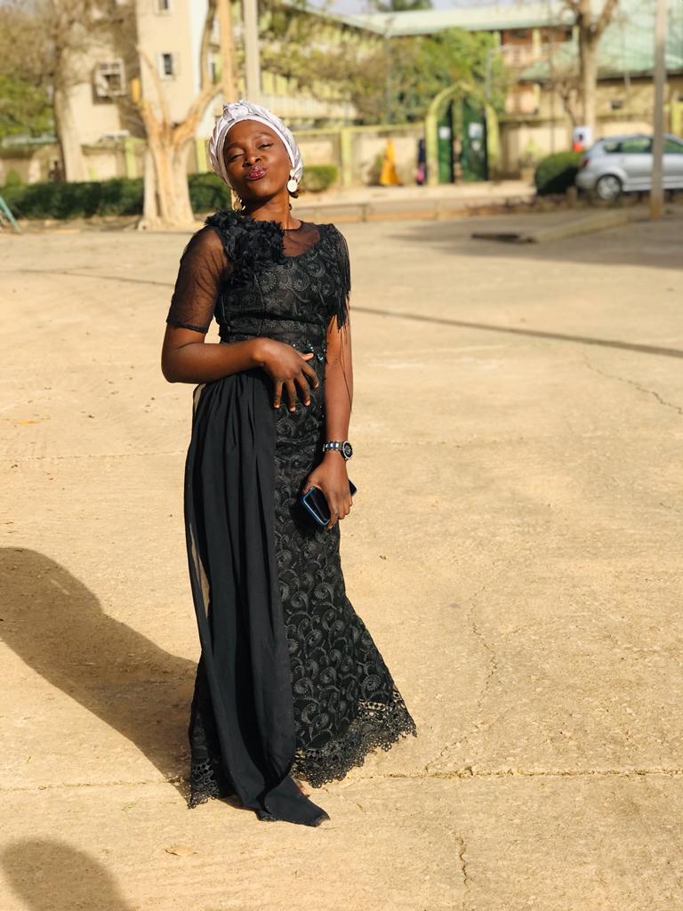 I don't mind dating one man forever .