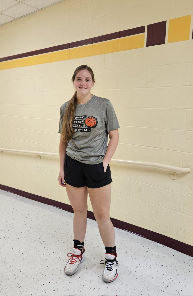 MellissaCovey's tweet photo. Kenzie will be representing Axtell one more time this week at the FCA Victory Bowl basketball game in Fairfield. These athletes get to hear the word of God, practice, and play the game they love. What an amazing way to spend the next 2 days!
#GOREDTEAM🏀
@CoveyKenzie
@LETUWBB https://t.co/bwQiDmUC22