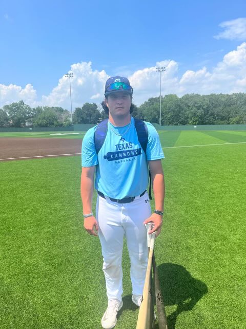 FiveToolCollege's tweet photo. F: @TXCannonsChambo 7, TBT Sheets 6
PoG: @Dillon34Flores 2-3, 2B, 2 RBI
Pitcher: @drew_schmidt2 2 IP, 3K, H, 0 ER
Notable: @HankHarp 2-4, 2B, RBI / @andrew_hunt5 2-2, 2B, BB

#FiveToolCollegeNTX https://t.co/WAecclRxiP