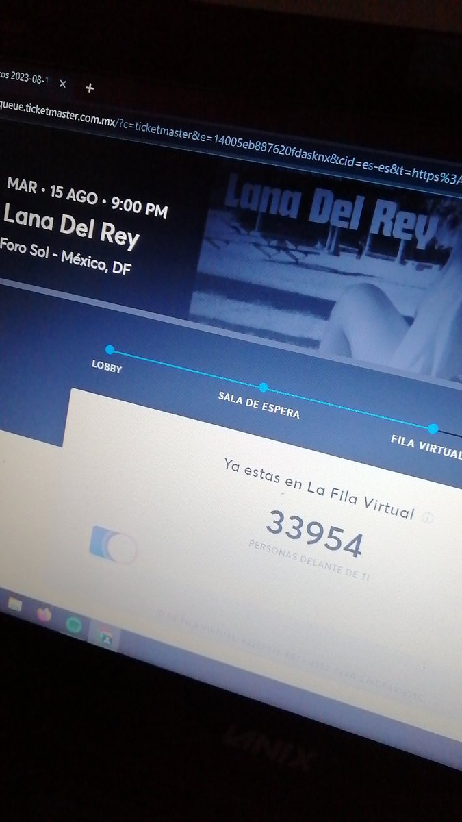 ivee_lo's tweet photo. Necesito un vinito para esto del estrés #LanaDelRey #forosol #Ticketmaster https://t.co/M7HiMLfcah