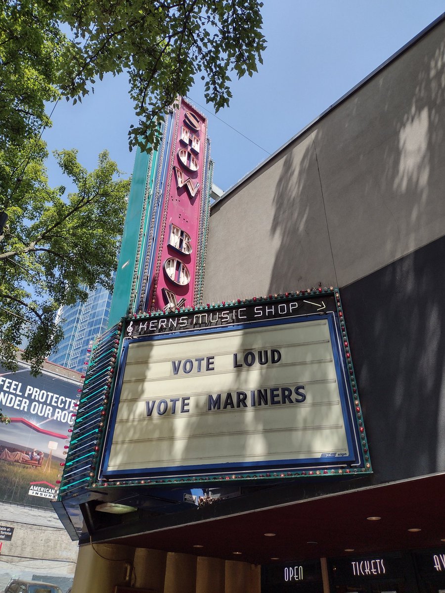 JoeVeyera's tweet photo. #VoteMariners https://t.co/uX5ORn7LUh