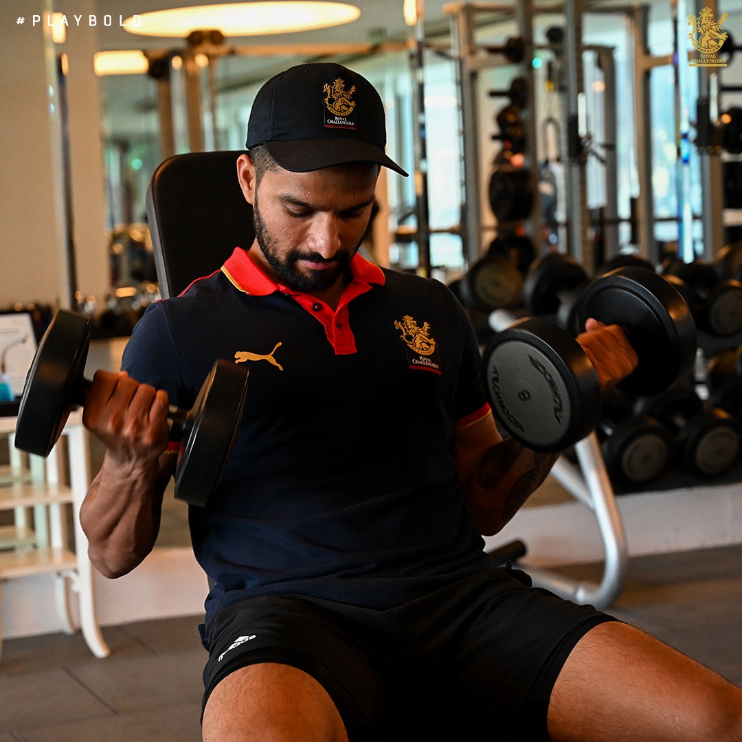 RCBTweets's tweet photo. Wishing a very happy birthday to our promising star Ra-Pa! 🎉💫

We can't wait to see you back on the field next year, champ! 🙌

#PlayBold #ನಮ್ಮRCB @rrjjt_01 https://t.co/6XSwIBC4Dc