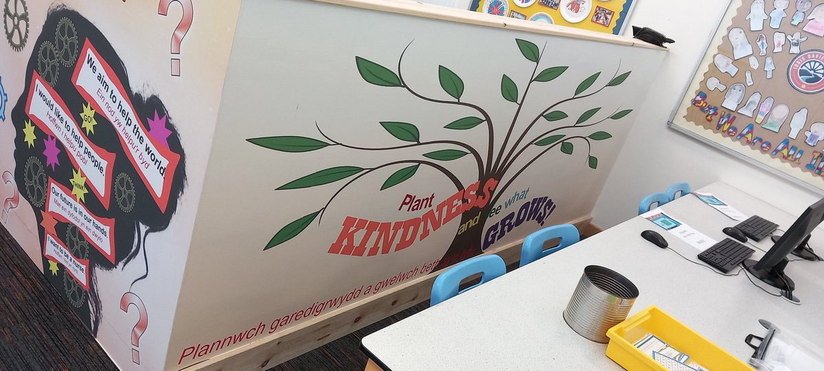 IDSRepro's tweet image. Pleased to have been able to fit some displays on one of our new pods today