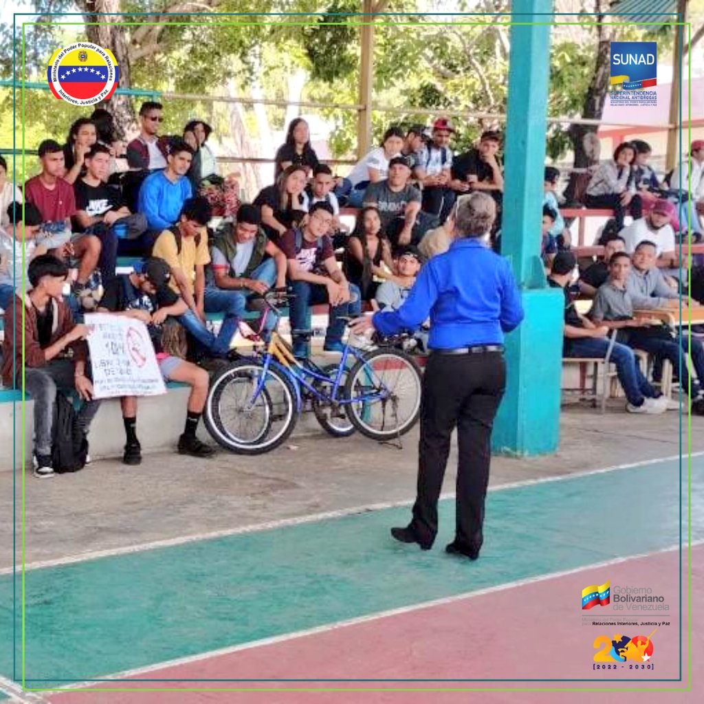 SUNADzuliacol's tweet photo. #Hoy31May  La @SUNADzuliacol realiza jornada informativa sobre daños y consecuencias del cigarrillo electrónico enmarcado en el #DíaMundialSinTabaco, dirigido a los bachilleres de la #UNERMB de Ciudad Ojeda, así mismo se llevó a cabo una  exhibición de Taekwondo #Lagunillas https://t.co/ulSsy7KpqU