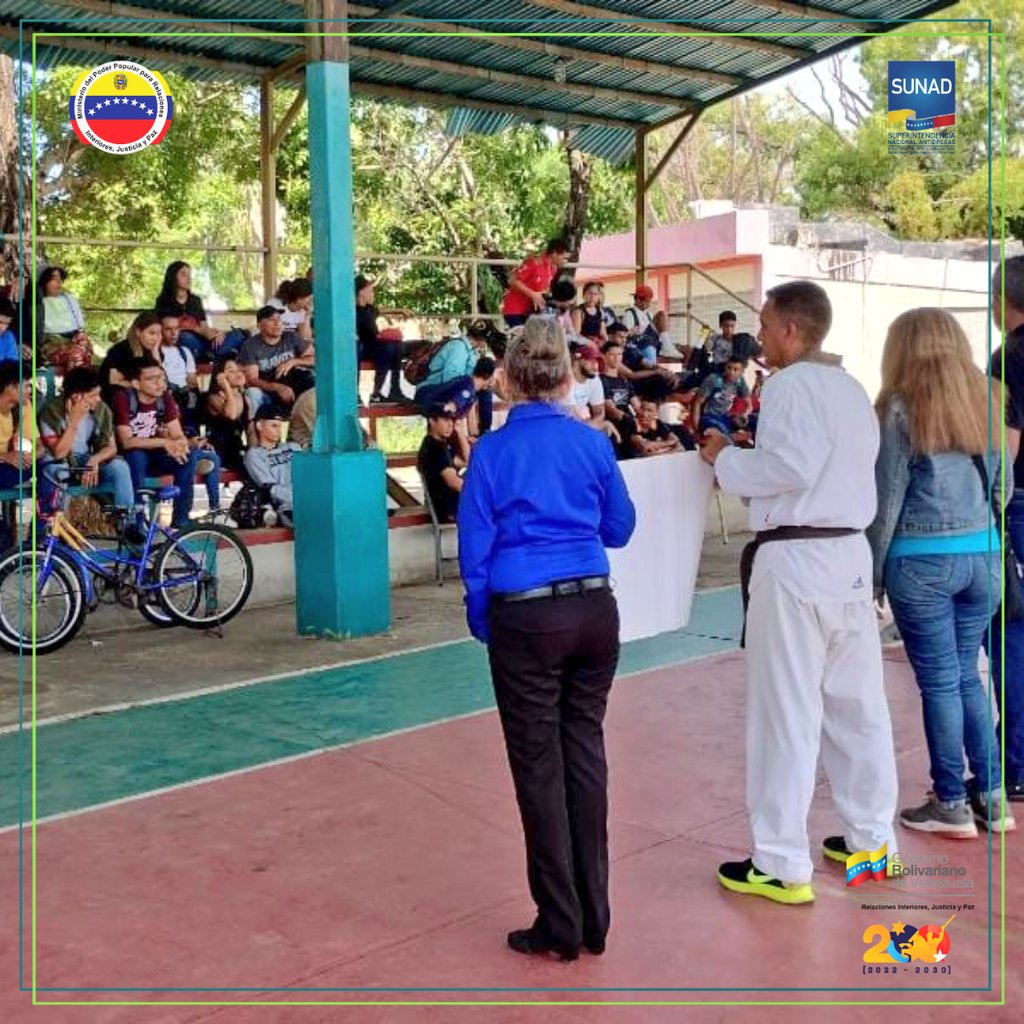 SUNADzuliacol's tweet photo. #Hoy31May  La @SUNADzuliacol realiza jornada informativa sobre daños y consecuencias del cigarrillo electrónico enmarcado en el #DíaMundialSinTabaco, dirigido a los bachilleres de la #UNERMB de Ciudad Ojeda, así mismo se llevó a cabo una  exhibición de Taekwondo #Lagunillas https://t.co/ulSsy7KpqU