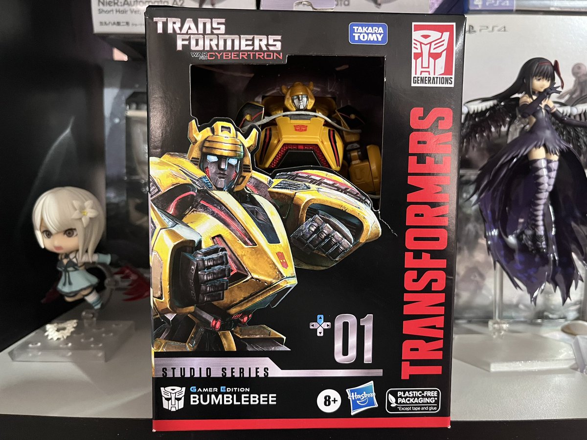 novoide's tweet photo. #Bumblebee de #Transformers #WarForCybertron #StudioSeries #GamerEdition https://t.co/bcR7SEoFsw