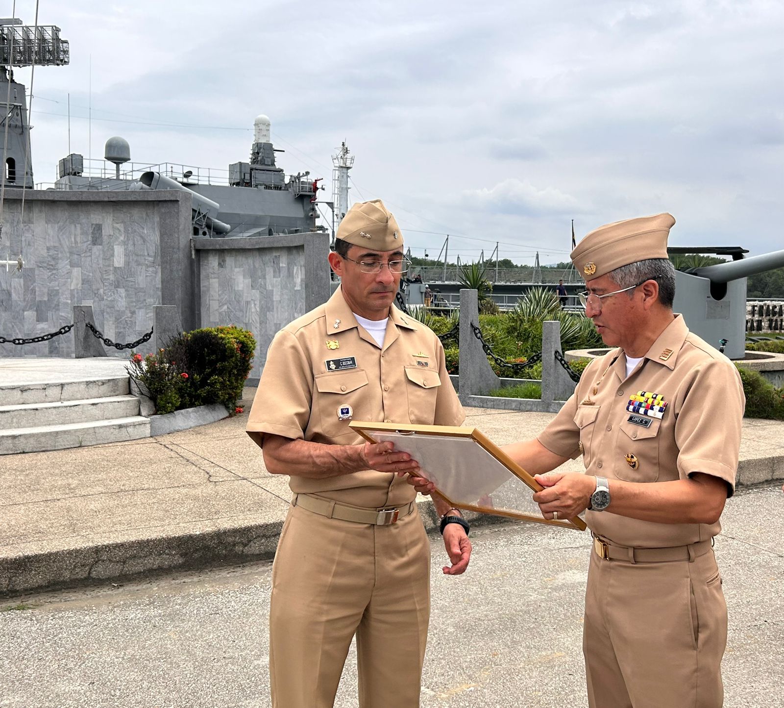 httpspbstwimgcommediaFxe8CaiWIAcyhpfformatjpgnamelarge