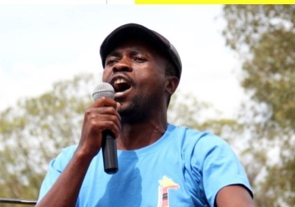 StaceyDzamara's tweet photo. As a Patriotic Zimbabwean,my father died a painful death after being abducted by MDC thugs from a barber shop in GlenView 7 in a bid to tarnish the image of the ZanuPF Government.I now want to tell the truth bcz I'm reliably informed.CCC is now using the same modus operandi. https://t.co/fq1O81rp27