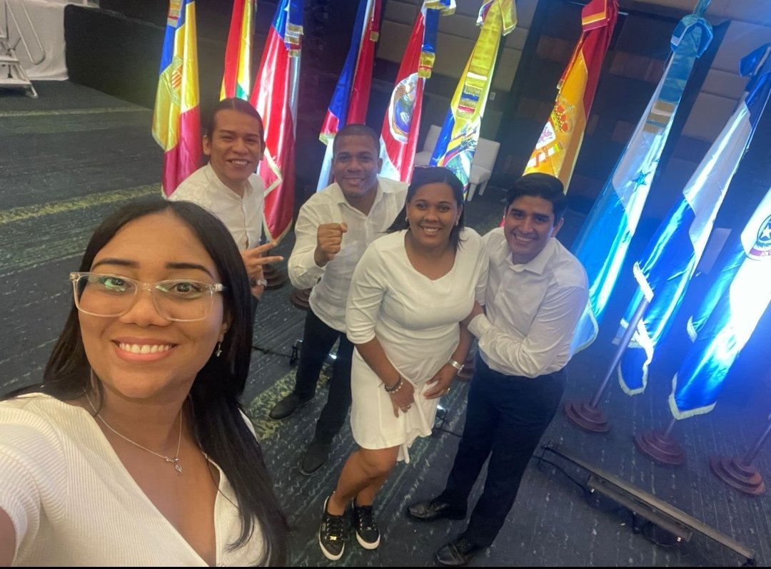ArielUDC08's tweet photo. Agradecemos a todos los  hermanos y hermanas en el V Congreso de la Federación Iberoamericana de Municipios Verdes. Es una gran oportunidad para unir esfuerzos y trabajar en conjunto por un futuro sostenible. 
@lara0623
@fedodimrdofi #MunicipiosVerdes2023 https://t.co/6Emb781lwm https://t.co/m1sB8D77Ya