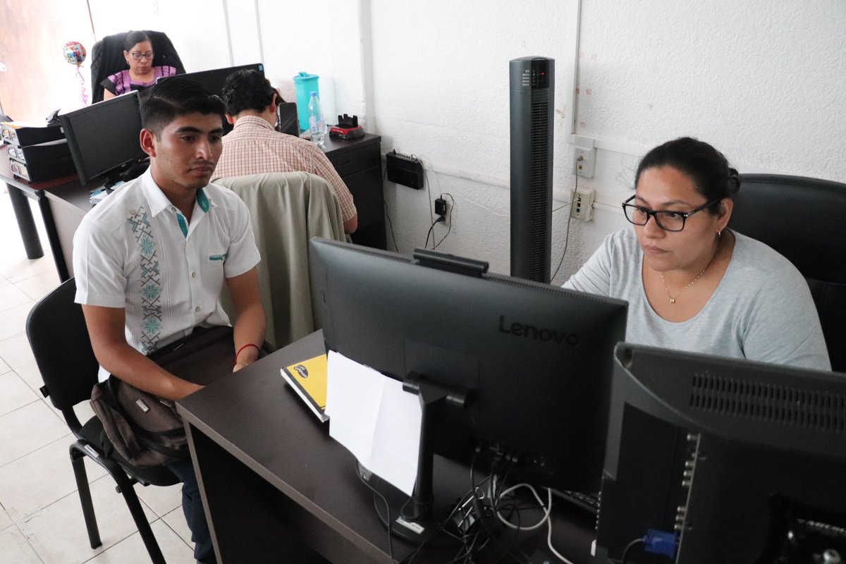 OGAIP_Oaxaca's tweet photo. Brindamos asesoría sobre la carga de información en el Sistema de Transparencia Municipal #SITRAM, a servidor público del H. Ayuntamiento de Villa Sola de Vega, debido a que formará parte de la muestra del proceso de Verificación 2023 de las obligaciones de transparencia. https://t.co/kWXQo0p5ZV