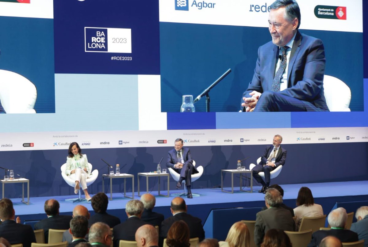 La regeneración es un pilar clave para garantizar el agua para cada uso. En Europa, España es puntera en reutilización, pero necesitamos un mayor impulso y corresponsabilidad institucional para que las ciudades sean autosuficientes. #RCE2023 <a href="/CdEconomia/">Cercle d'Economia</a>