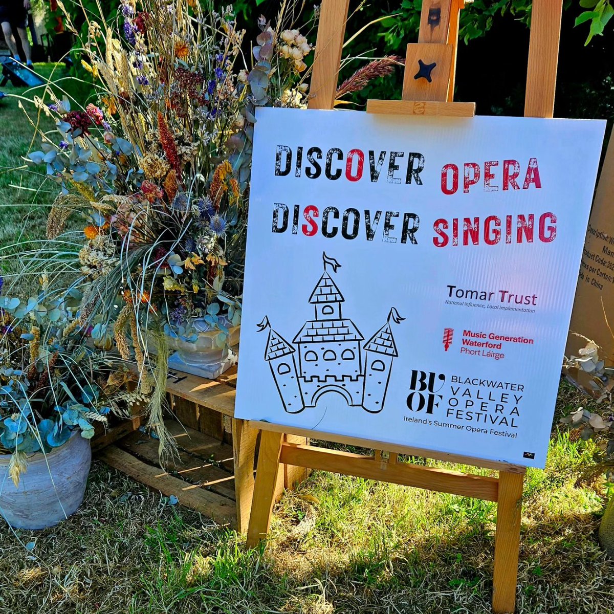 SandraOman1's tweet photo. Delighted to be back in the sunny south working on #DiscoverOpera with the beautiful children of Waterford, as part of the @B_V_O_F with @MGWaterford Magical work.
#thefutureofopera #phdlife #irishresearcher #macbeth #sopranoresearcher #opera #operaresearcher #operaeducation https://t.co/S2wTPSLjqO