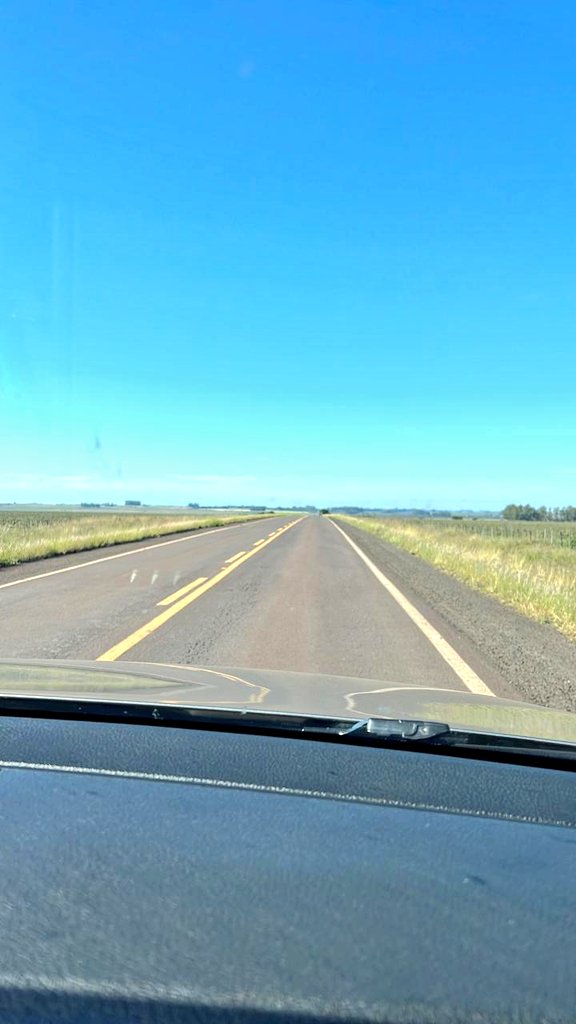 OscarAlarcon_'s tweet photo. Lindo día en Misiones!  Ahora yendo al Simposio Estadual sobre Una Salud en Rio Grande del Sur. Evento que promueve conocimientos y prácticas utilizadas p/ la prevención y el combate de enfermedades transmitidas por 
vectores. #JavierRamirez @SaludMisiones #SeguirCreciendo https://t.co/yIGae0aAWU