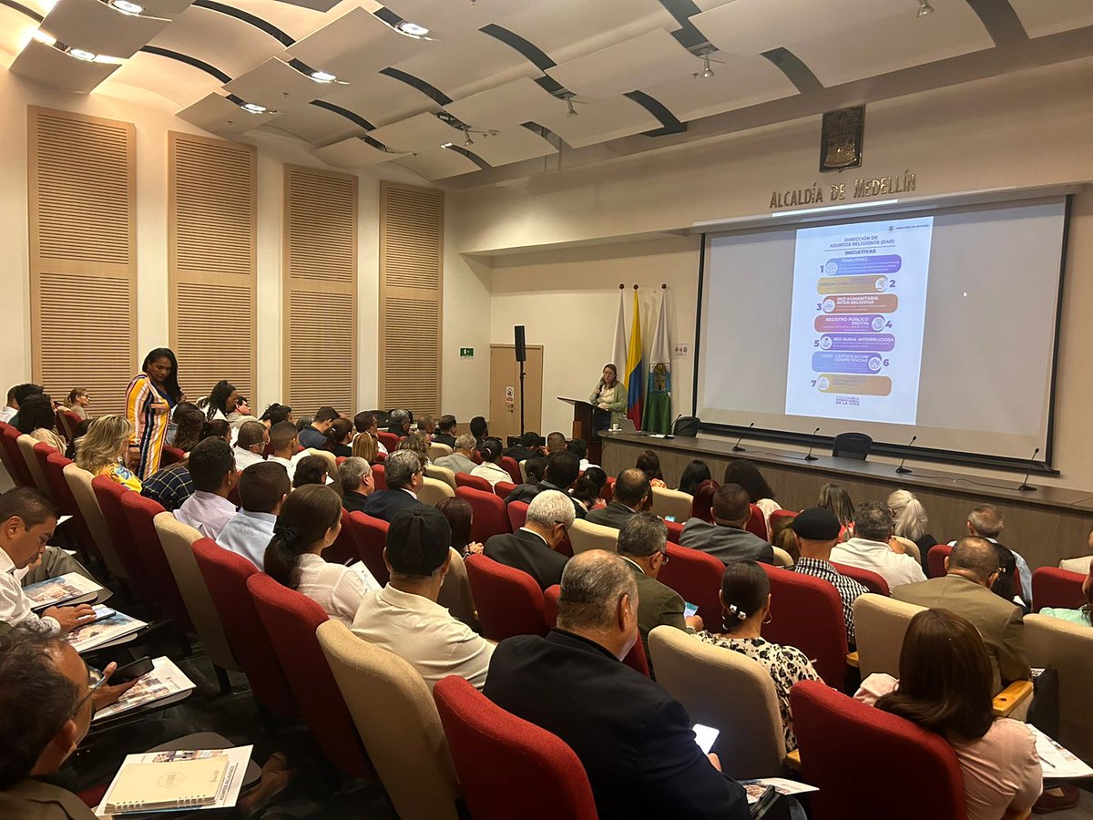 GobiernoAnt's tweet photo. #AEstaHora Inicia la Socialización del Sistema Nacional de Libertad Religiosa, de Cultos y Conciencia con @MinInterior.

🗣️En este espacio conoceremos algunas implicaciones que tendrá el Sistema Nacional de Libertad Religiosa en Antioquia, según el Plan Nacional de Desarrollo. https://t.co/GEw21YgcUy