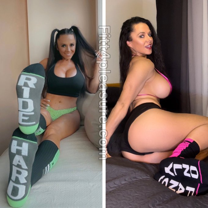 Get the message on my socks. #socks #feet #message #look #me #up https://t.co/Un0W3c3jRP<a href="/tag/socks"class="tags">#socks</a><a href="/tag/feet"class="tags">#feet</a><a href="/tag/message"class="tags">#message</a><a href="/tag/me"class="tags"><span>#me</span></a><a href="/tag/look"class="tags"><span>#look</span></a><a href="/tag/up"class="tags"><span>#up</span></a>