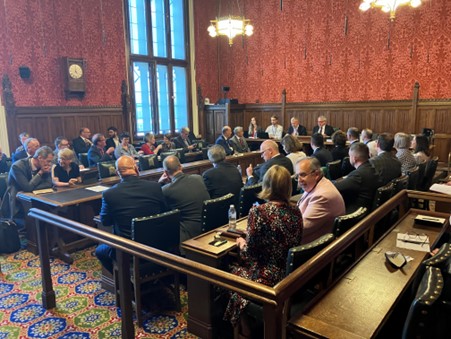 Last Wednesday, the Funerals and Bereavement APPG met in the Palace of Westminster for an in-person session chaired by Sir Robert Goodwill. It was fantastic to welcome over 40 members of the funerals, burials &amp; cremation industries attending from across the country. (1/2)