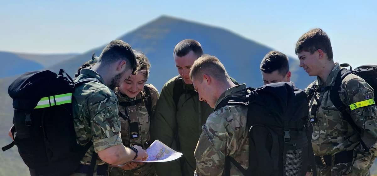 RNLeadership_'s tweet image. Students completed a Quality Mountain Day during their time at OLTC TalyBont, South Wales. Students are tested on their individual Map &amp;amp; Compass skills and group leadership, in addition to physical elements.

#madeintheroyalnavy #BRECON #rnleadership
