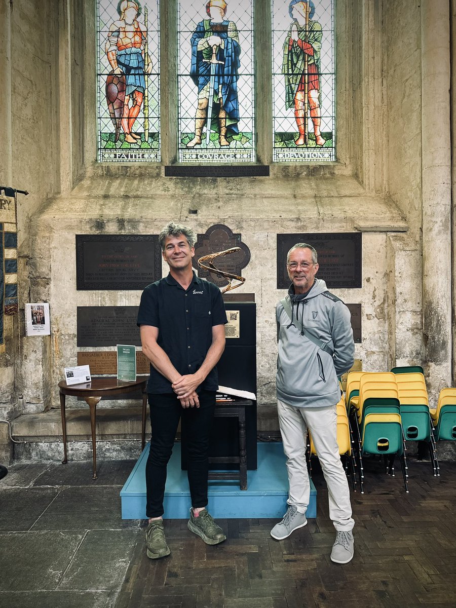 It was a pleasure to meet Chris today who came to visit Wonder @ the abbey from Wellington in New Zealand. We gets lots of visitors but none have travelled quite so far.

#scupltureart #sculpture #kineticart #meditation #wonder #bliss #opticalillusion #consciousness #tao