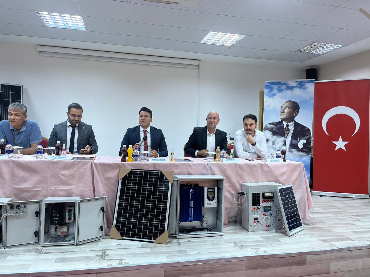 toroslarmem's tweet photo. "Yenilenebilir Enerji" kaynakları ile ilgili  Mimar Sinan MTAL'de "Ögrenci-Sektör Buluşması" etkinliği düzenlendi.

@tcmeb @prof_mahmutozer @ahpehlivan53 @fehmirasimcelik @MersinMEM @AdemKoca46 @toroslarkymkmlk @MikailEREN33 @OguzhanTulucu https://t.co/PaqBuFOHXL