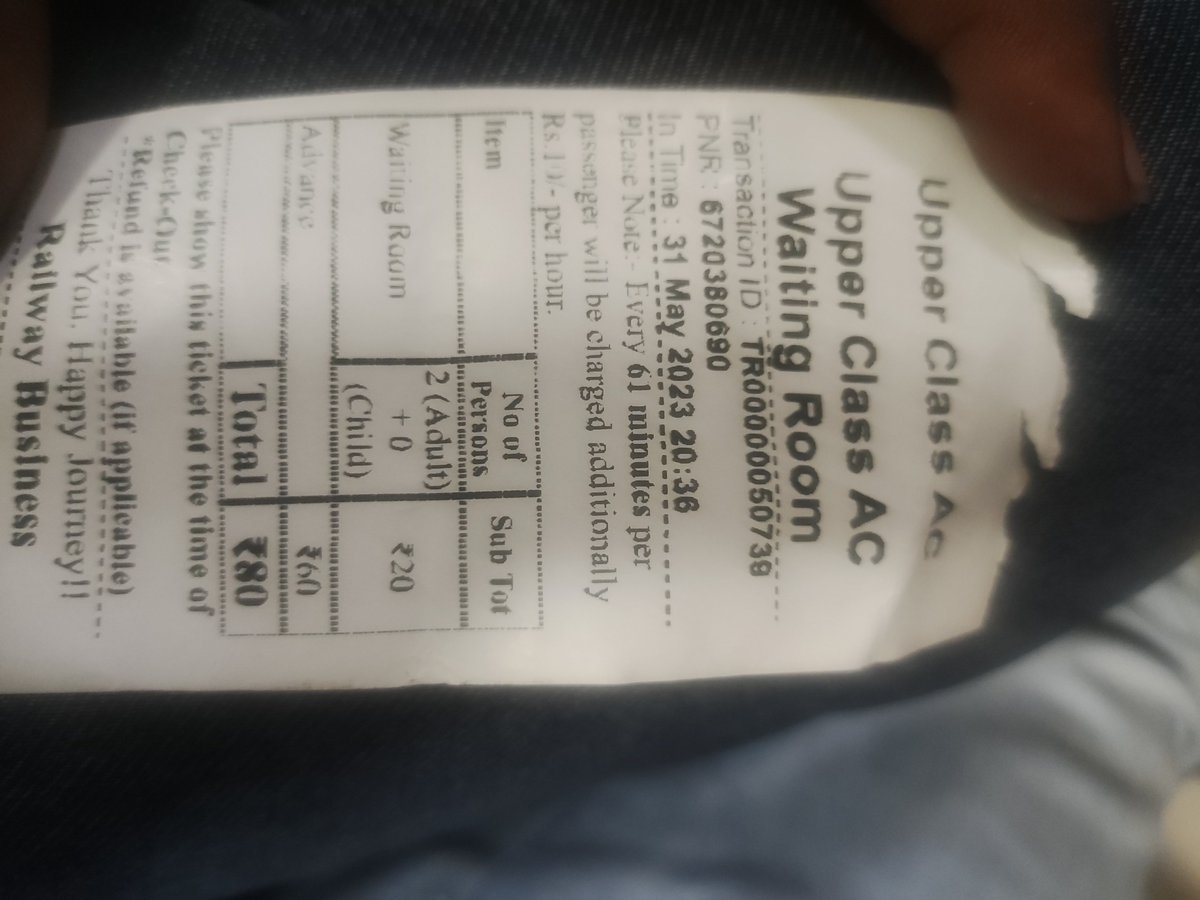 Akkhi03040313's tweet image. @drmhowrah @rail_seva @RailMinIndia @IRCTCofficial
"🔥 Hotter than a sauna in the waiting room at #HawrahStation! 🌡️ The AC is on vacation and I'm melting away. 😓 Can someone please call the maintenance team? #ACIssues #SweatingItOut"