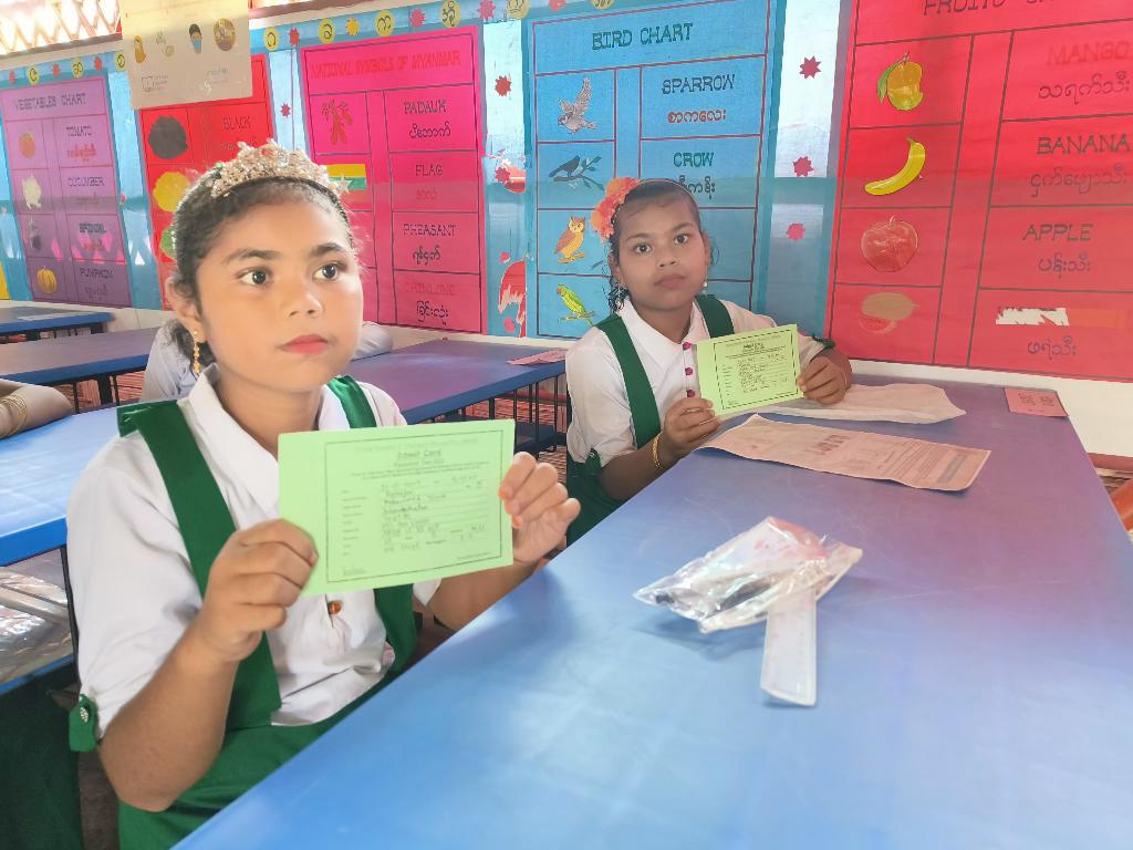 MamunMri's tweet photo. Exam tests in the learning center of Rohingya camp are our dreams..
Thanks @UNICEFBD Bangladesh 
Says Rohingya children 
@UN @DhakaSkus https://t.co/F3NhEiqD7u