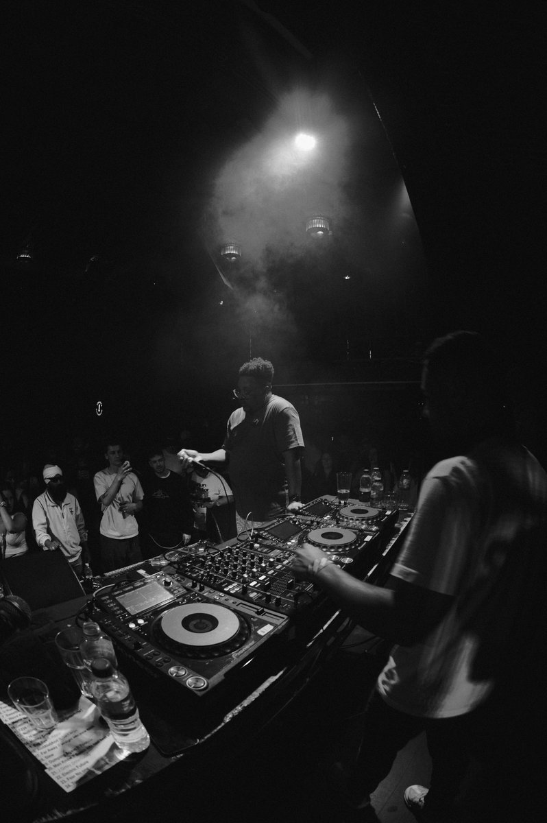 yushyontherun's tweet photo. .@MangaStHilare at the Grime Cafe formally known as the @TheJazzCafe 

the final show of the ‘Run For Your Life’ tour 🫡 https://t.co/laFsiZXjuC