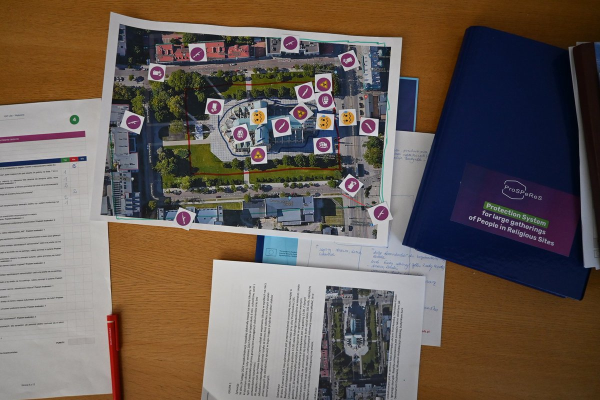 ProSPeReS1's tweet image. The first Prosperes project  pilot training organized by Archdiocese of Lodz and University of Lodz with contribution of Jewish Community of Warsaw, Social Observatory, Lodz Regional Police, Warsaw Municipality Police stared on 31st of May.