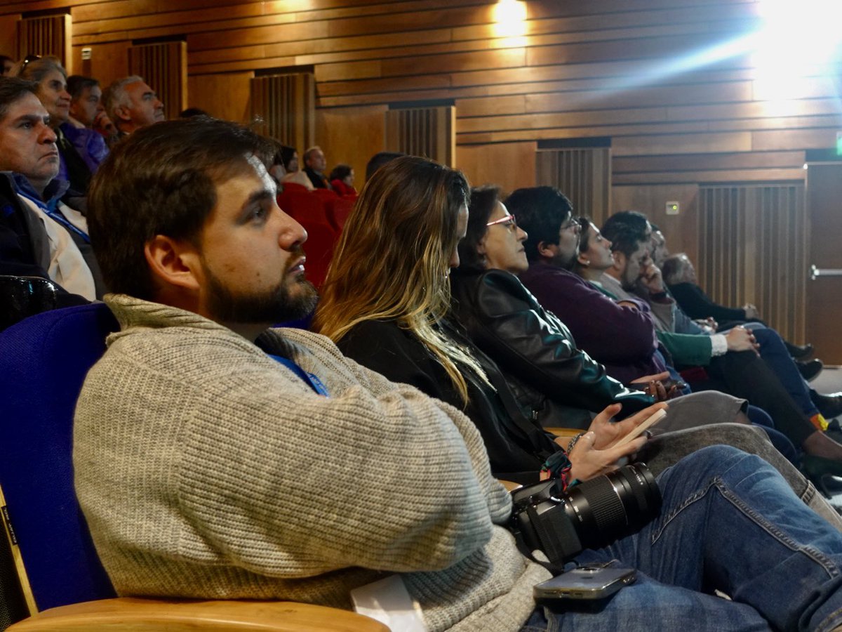 munitiltil's tweet photo. El @SSMNorte está realizando su #CuentaPública2022 en el teatro de nuestro #CentroCultural🔍🗣️.

Se están #transparentando todos los datos estadísticos y lo realizado durante el año pasado, con miras en lo ejecutado y lo que queda por ejecutar para este año. https://t.co/4c8IHjI5r4