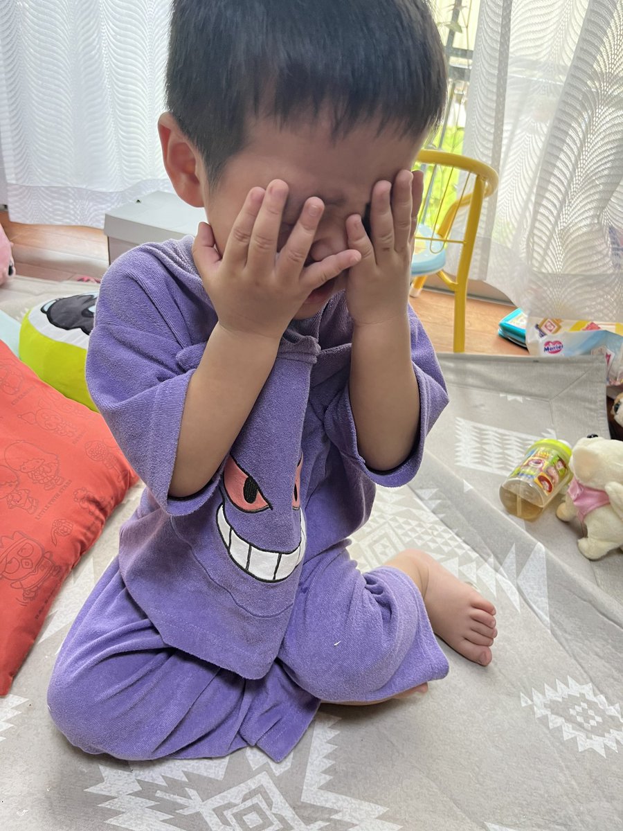 annasama96's tweet photo. 我が家のチビッ子暴走族1歳10ヶ月の琥大龍くん👶🏽ヘルメットとバイクが大好きで最近は佐田ビルダーズに激ハマリ中🏍なのに泣き方はオカマ☠️可愛いの塊でしかない😌わら https://t.co/LRvvTUFNF9