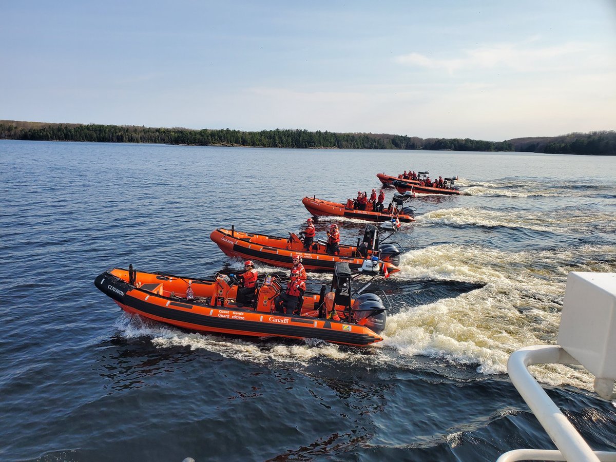 JRCCTrentCCCOS's tweet photo. Check out some photos of @CoastGuardCan Inshore Rescue Boat students training this month in Parry Sound, Ont., for their upcoming season. Crews have completed their on-water and in-class training, and are ready to respond to search and rescue calls across the #GreatLakes. https://t.co/TNaPrNMdsv