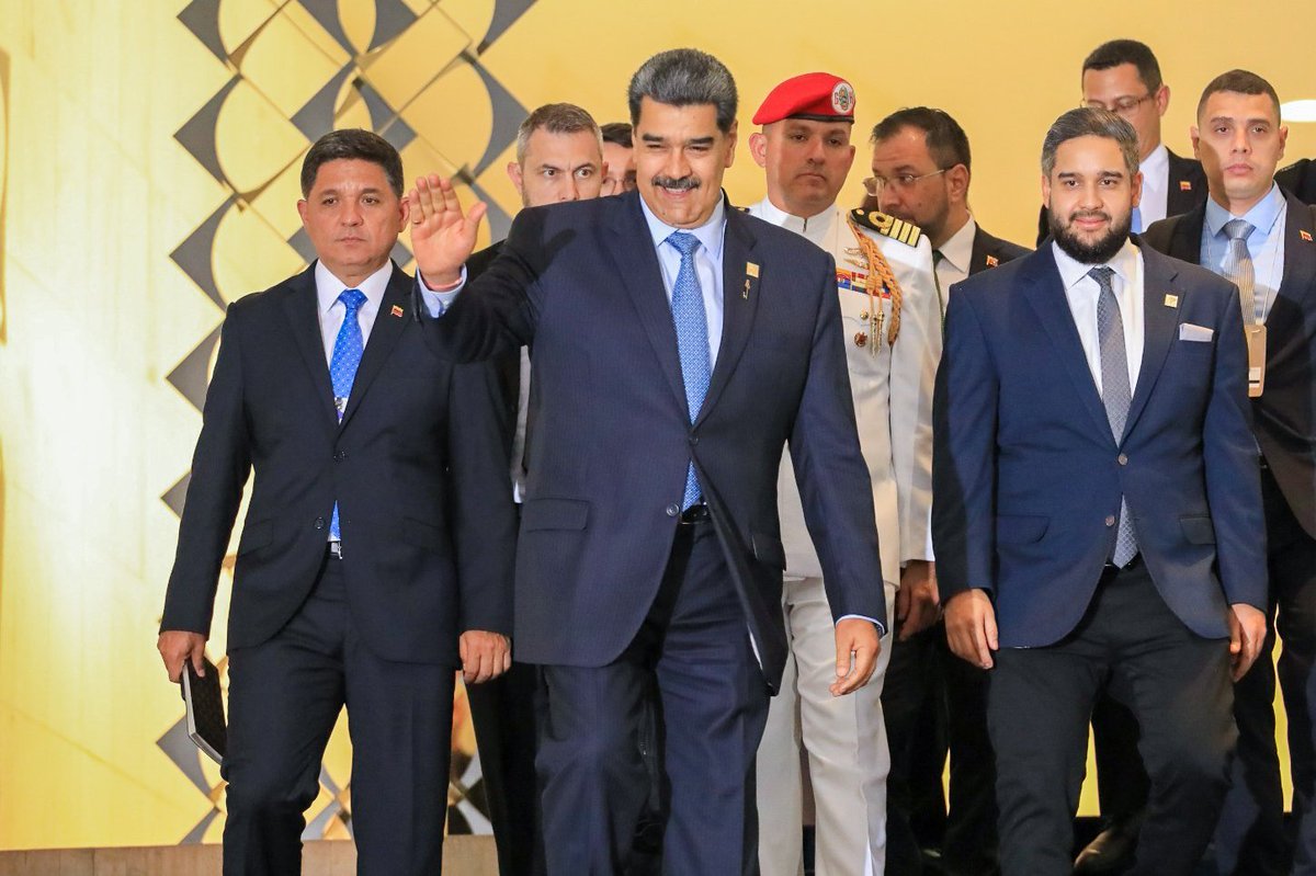 #31May| 🇻🇪  ¡ETIQUETA DEL DÍA!

#ElSurRenace 

¡Nueva Geopolítica Mundial!