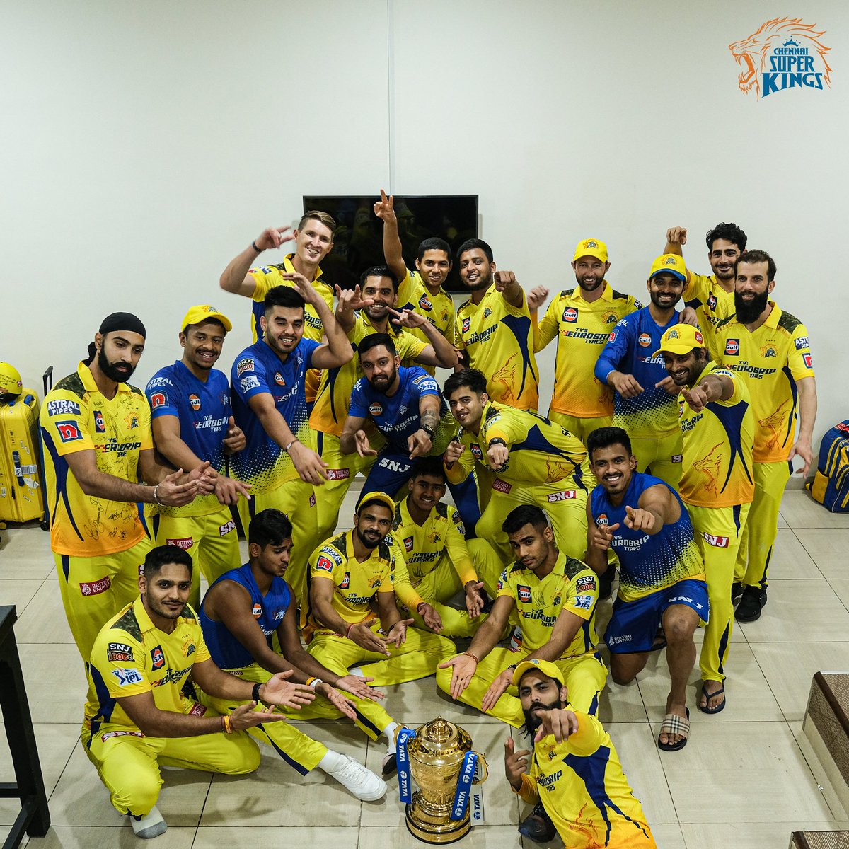 All Eyes on the 🦁

#CHAMPION5 #WhistlePodu #Yellove 💛