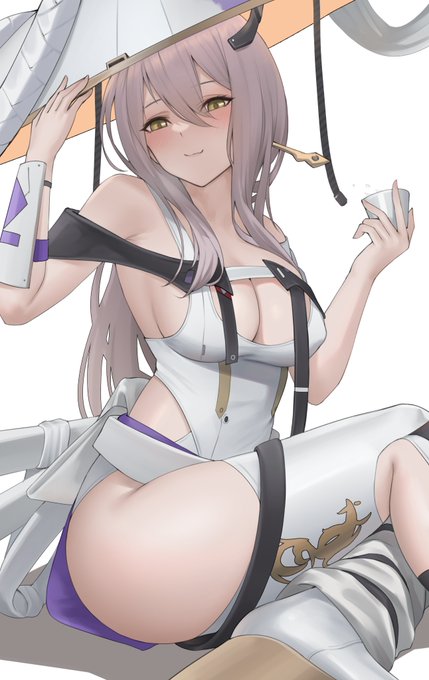 #今月描いた絵を晒そう
5月描いたニケ https://t.co/g5XJfyfI10