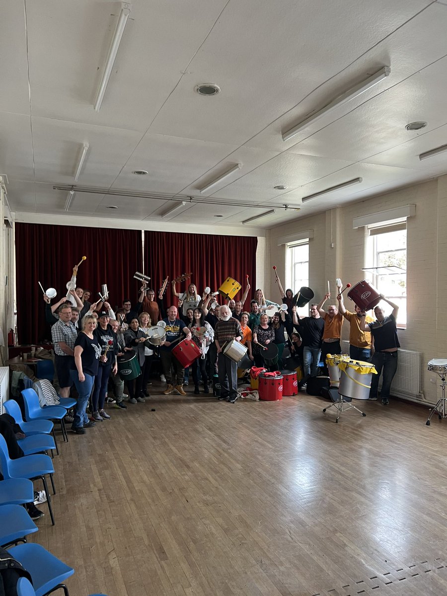 TeamDrumming's tweet photo. Wild team for their event near the south Coast… so lucky to meet such good people and travel the country :) #eventsuk https://t.co/FBk79tawyz
