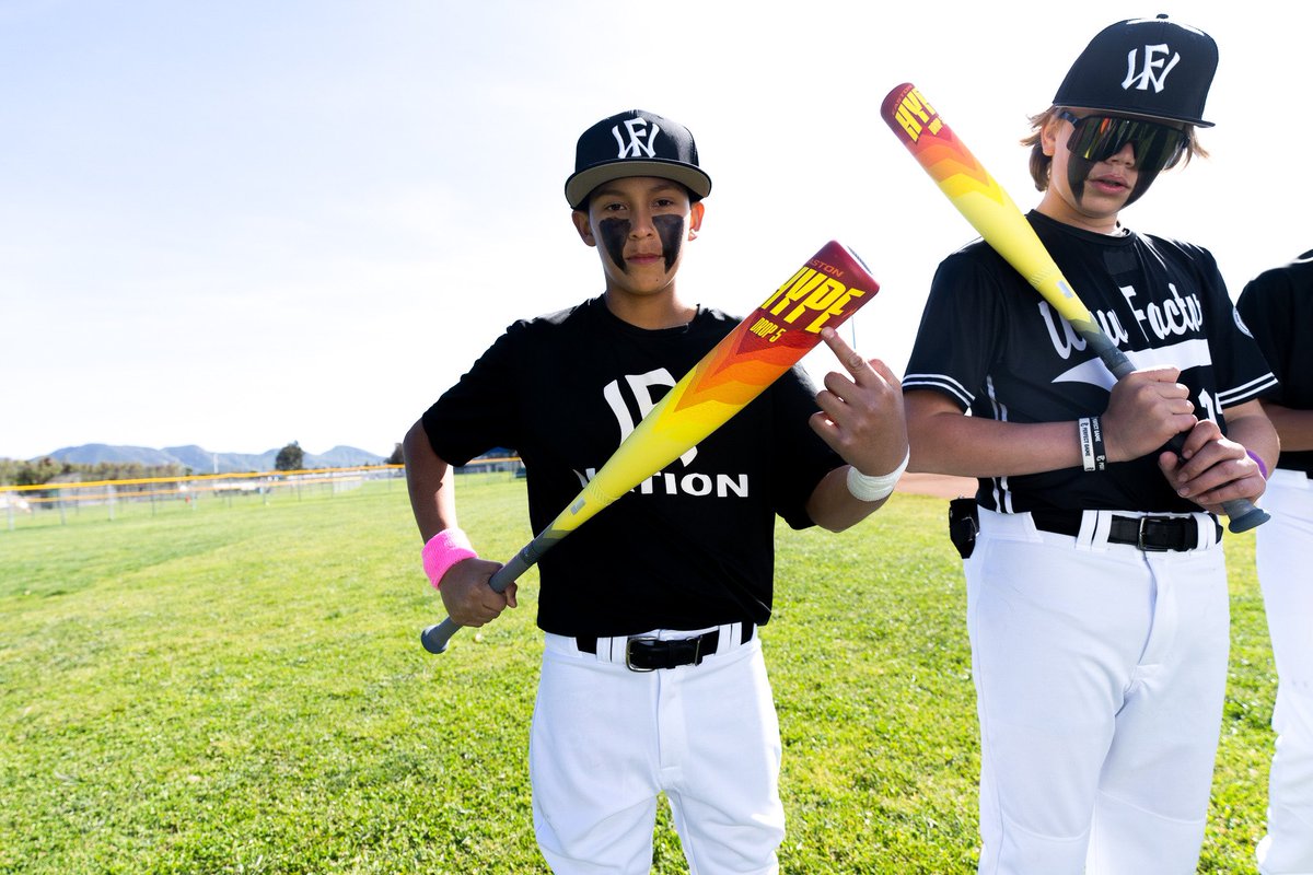 EastonBaseball's tweet photo. Where there’s smoke there’s FIRE. The Hype FIRE USSSA drops tomorrow! 🔥 https://t.co/XEXkU6Ckti