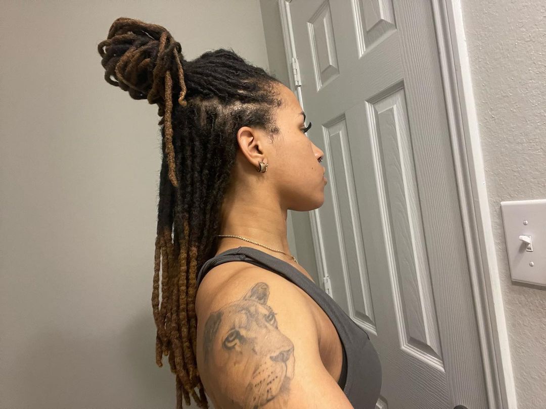 ᅠ
⎊ 
ᅠ I have no  caption for this,
ᅠ I just want to show off my
ᅠ hair growth. Sorry. 🤷🏽‍♀️
ᅠᅠᅠᅠᅠᅠᅠᅠᅠᅠᅠᅠᅠᅠ ⎊
ᅠ