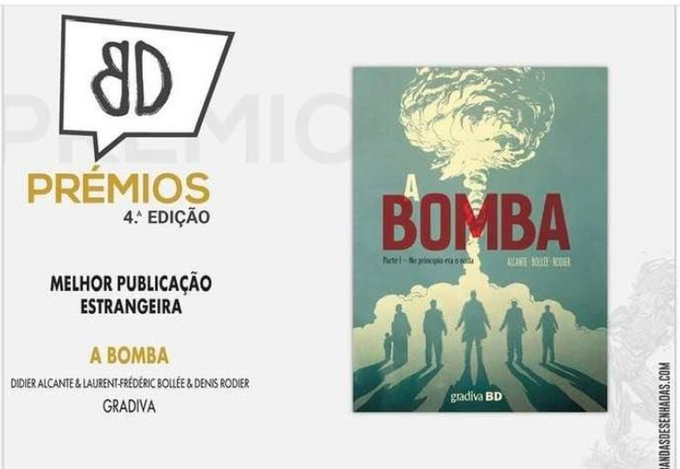 LFBollee's tweet photo. La Bombe obtient le prix de la meilleure oeuvre étrangère au Portugal !
Fierté avec mes coauteurs @Didier_Alcante et Denis Rodier.
Next : sortie aux Etats-Unis le 11 juillet prochain.
#LaBombe @GlenatBD https://t.co/MNhQoahYf0