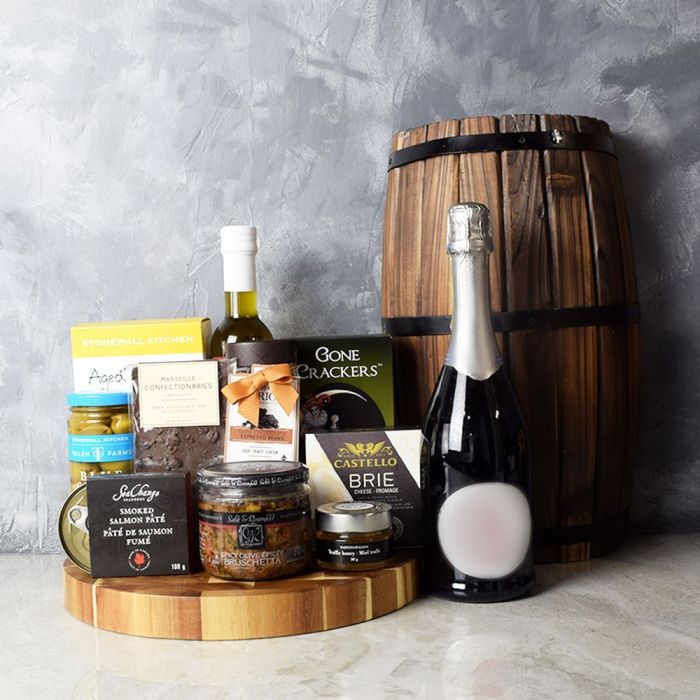 toronto_baskets's tweet photo. We know you have great taste in gifts and we have the finest ones in our Father's Day gift basket collection. For more: https://t.co/e0VPMtArmE
#fathersday #dadslove #fathersdaygifts #mentor #gifts #giftbaskets #onlinegifts #gourmettreats #family #chocolate #wine #champagne #beer https://t.co/FpcnGctMRa