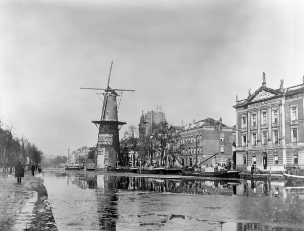 De Coolsingel anno 1910. Een mooie plek voor een Floating Parade <a href="/Zomercarnaval/">RU Zomercarnaval</a>