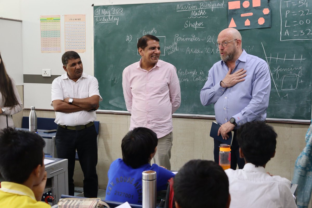 MadhviAgrawal3's tweet photo. Today Professor Philip D. Jaffe Member of @UNCRC visited @SbvRouse Avenue school
👉To observe our mindset'curriculum classes
👉To have deeper understanding of Delhi Education
Our students enjoyed  interaction with our esteemed guest
@Dir_Education
@DCPCR 
@SCERT2021 https://t.co/gG6l8H57KW