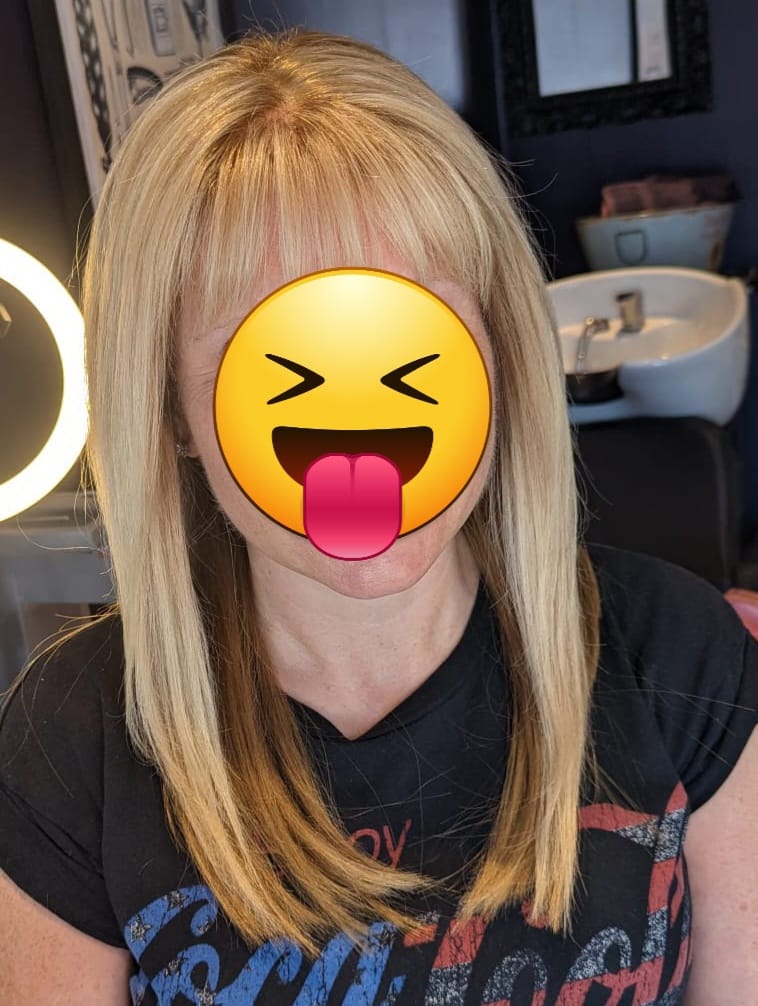 Loved seeing this lady yesterday. Respecting privacy but yes there's a big smile underneath x