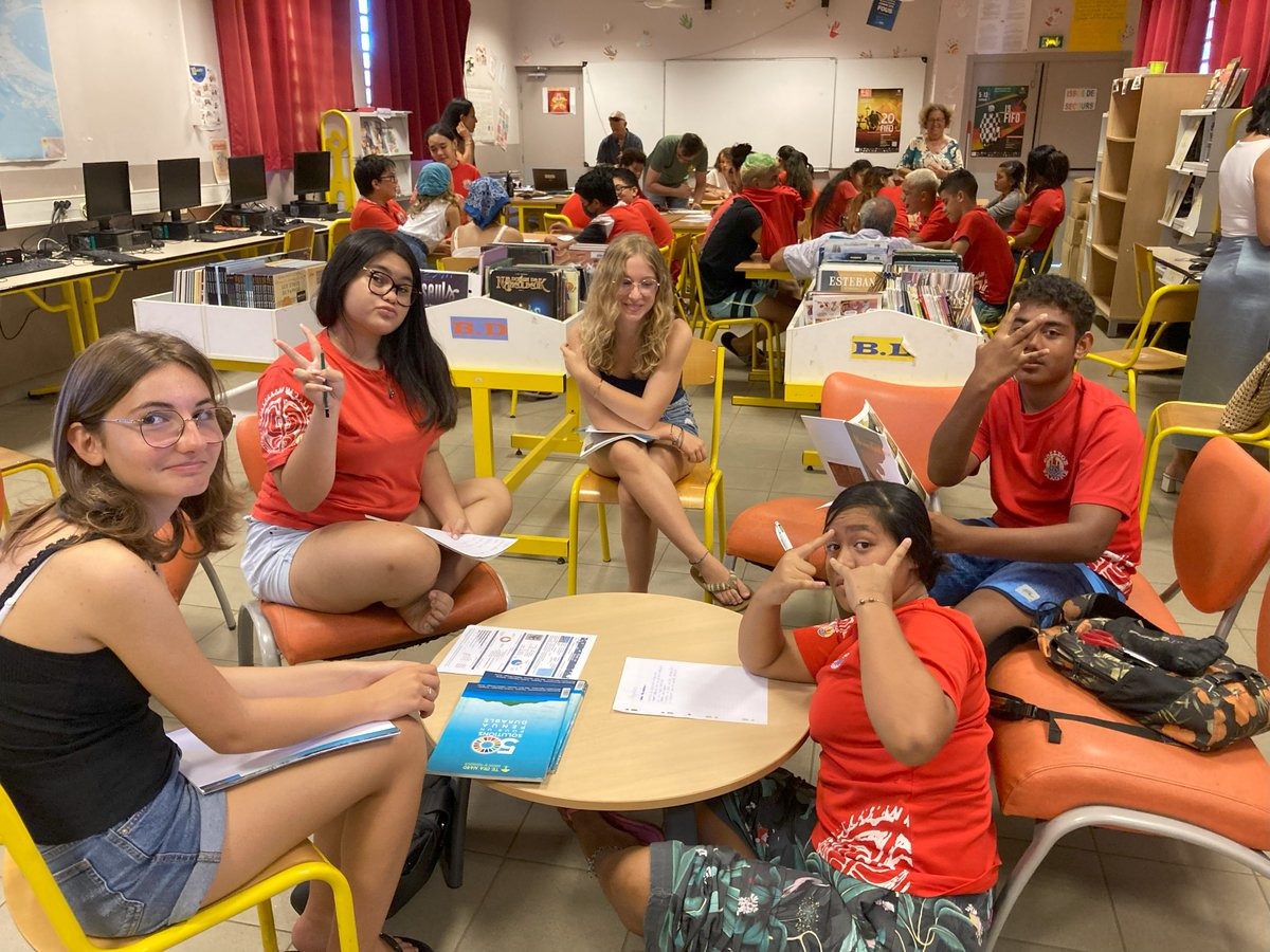 Collège Taaone tweet media