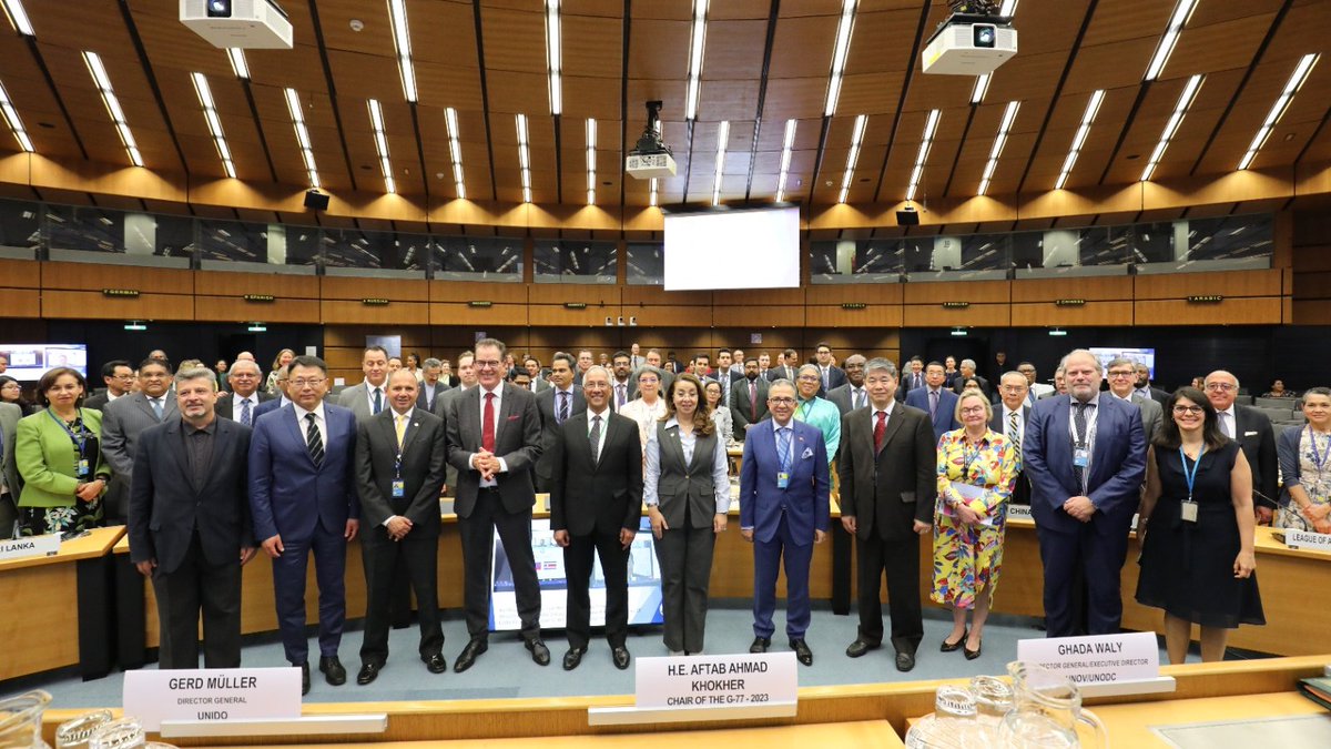 The #G77 Vienna Chapter celebrated its Silver Jubilee today! Over 25 years, the G-77 in #Vienna has & will continue to serve as a platform for #DevelopingCountries to pursue common goals in their robust & fruitful engagement with VBOs.
