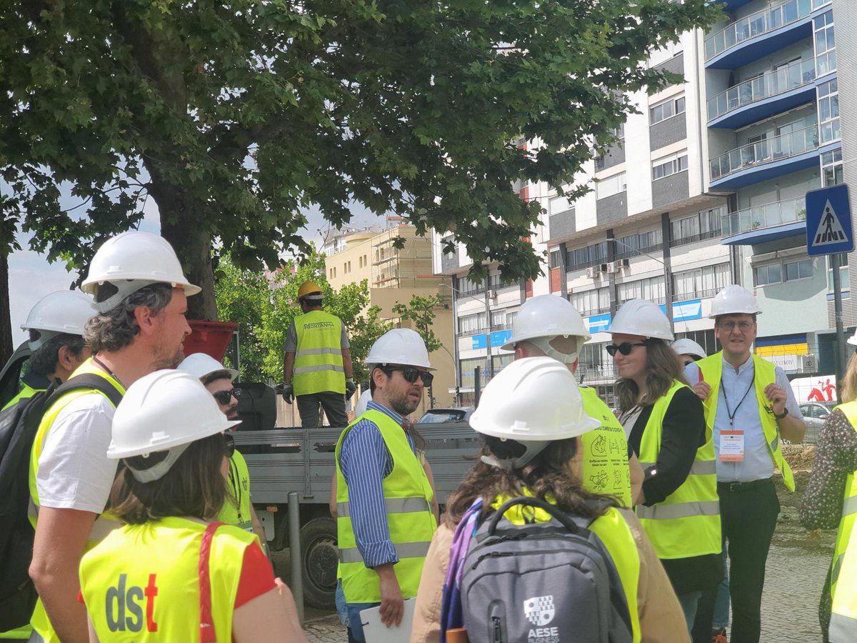 IPrimaas's tweet photo. Technical Visit to Metro Mondego 😊
A Great way to end this meeting!
#PriMaaS #MaaS #InterregEurope #CIMCoimbra https://t.co/VdwH03RyIx