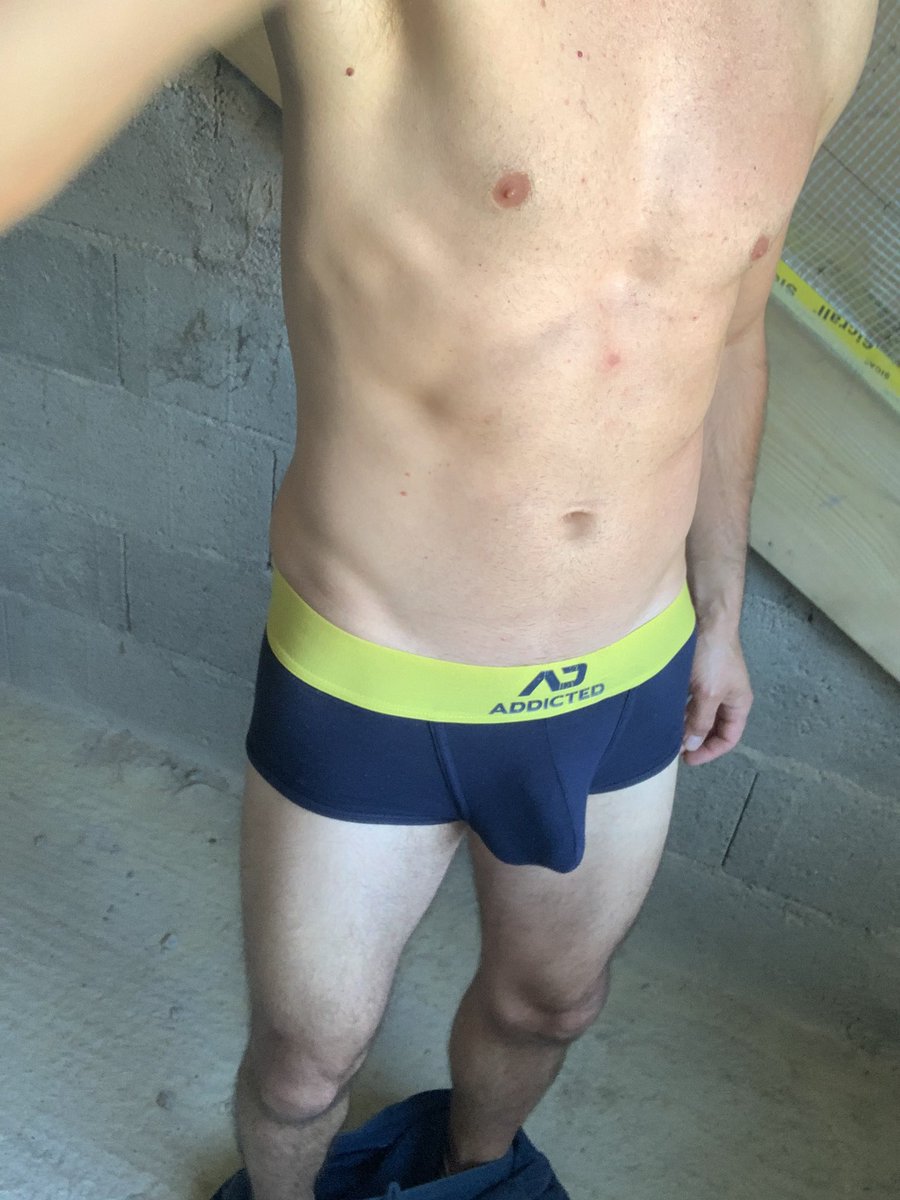 Jchaur550's tweet photo. @underwearshare https://t.co/KuXL0UF3L1