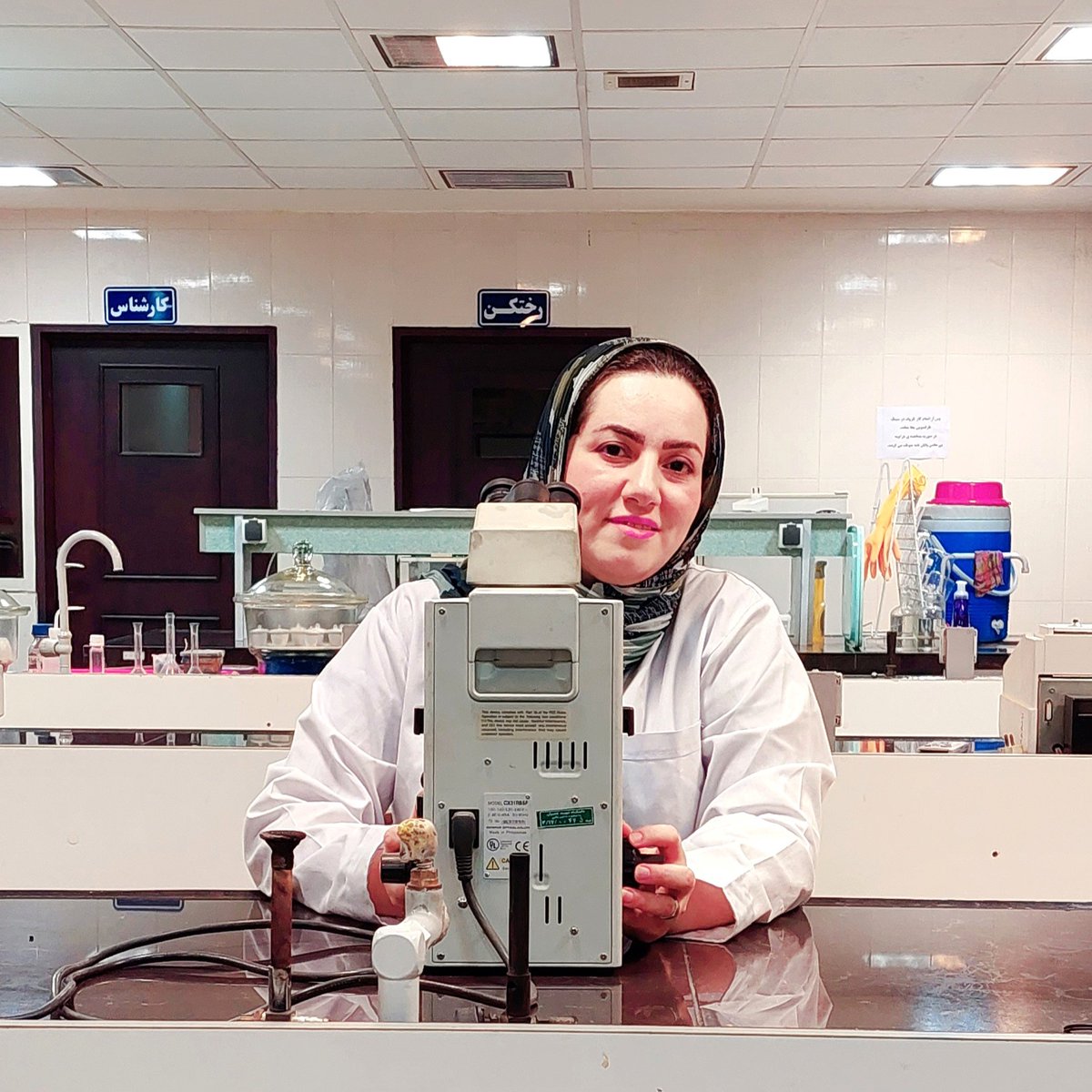 Herminthology tweet media