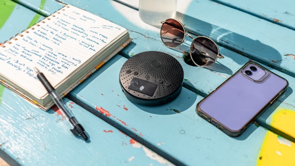 Summer, sunshine, and seamless collaboration with the Mymanu conference speaker. 🌞🎧 Keep the conversation flowing from any beach, park, or outdoor hotspot. Where’s your favourite place to work from? #SummerVibes #WorkAndPlay #OutdoorOffice